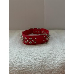 Collier rouge avec piques 2ème main